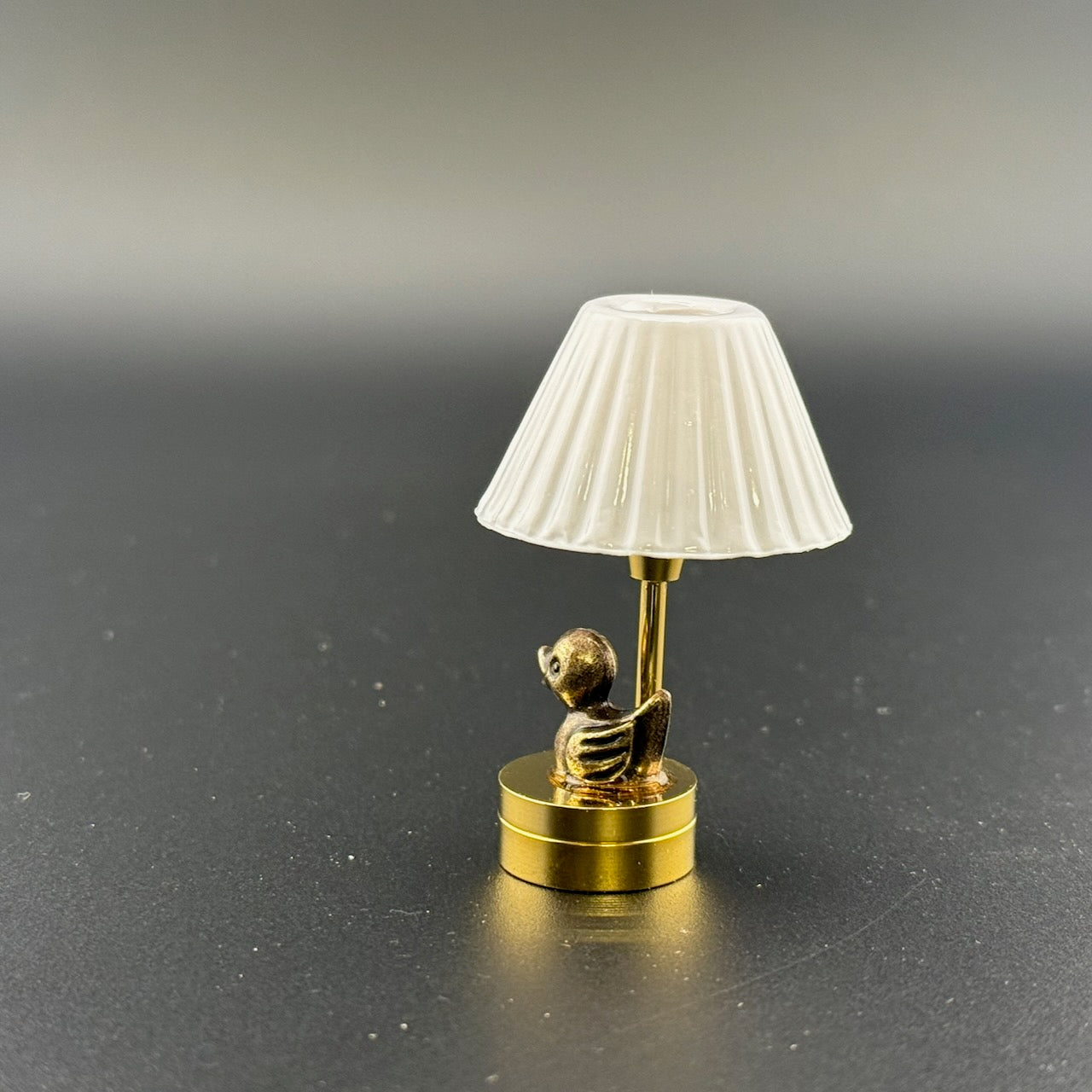 Duck child table lamp Miniature Touchless operation with Wand  1:12  LED light for Dollhouse No-touch No-Switch Stick