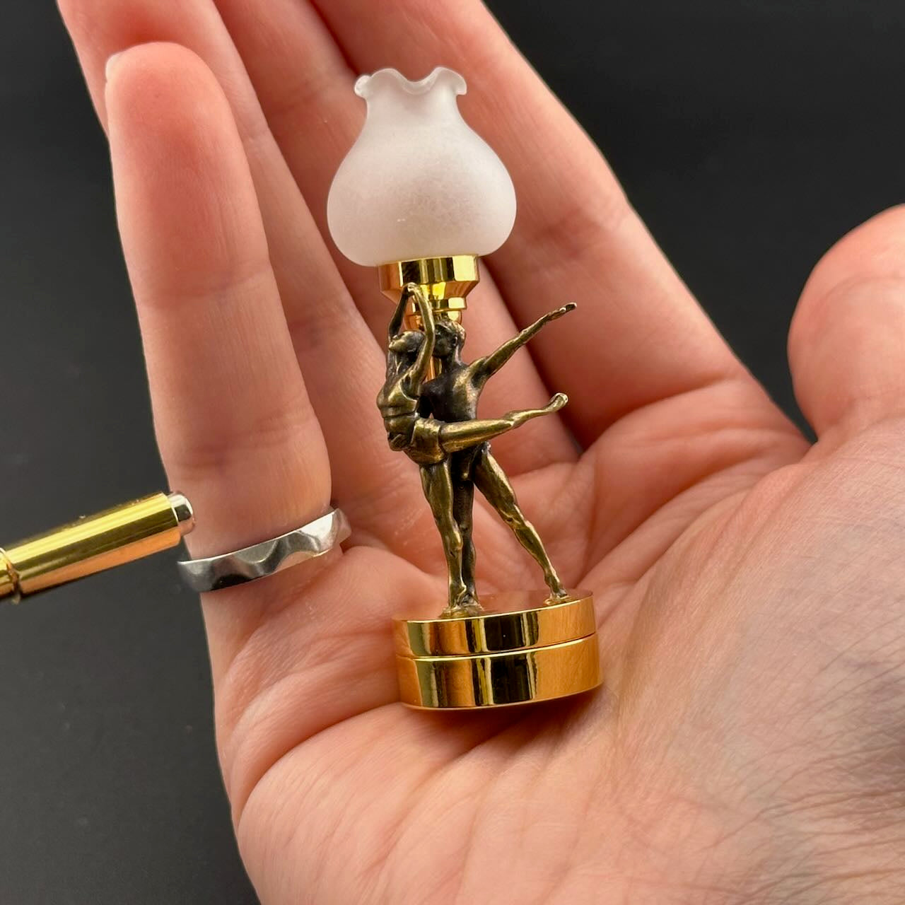 A couples’ ballet dance Miniature Touchless operation with Wand  1:12 table lamp LED for Dollhouse table light solid brass