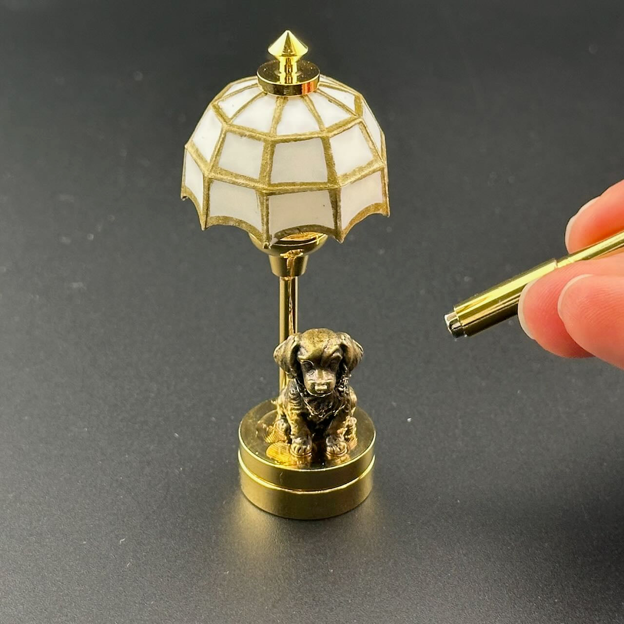 Border Collie Miniature Touchless operation with Wand  1:12 table lamp LED for Dollhouse table light solid brass