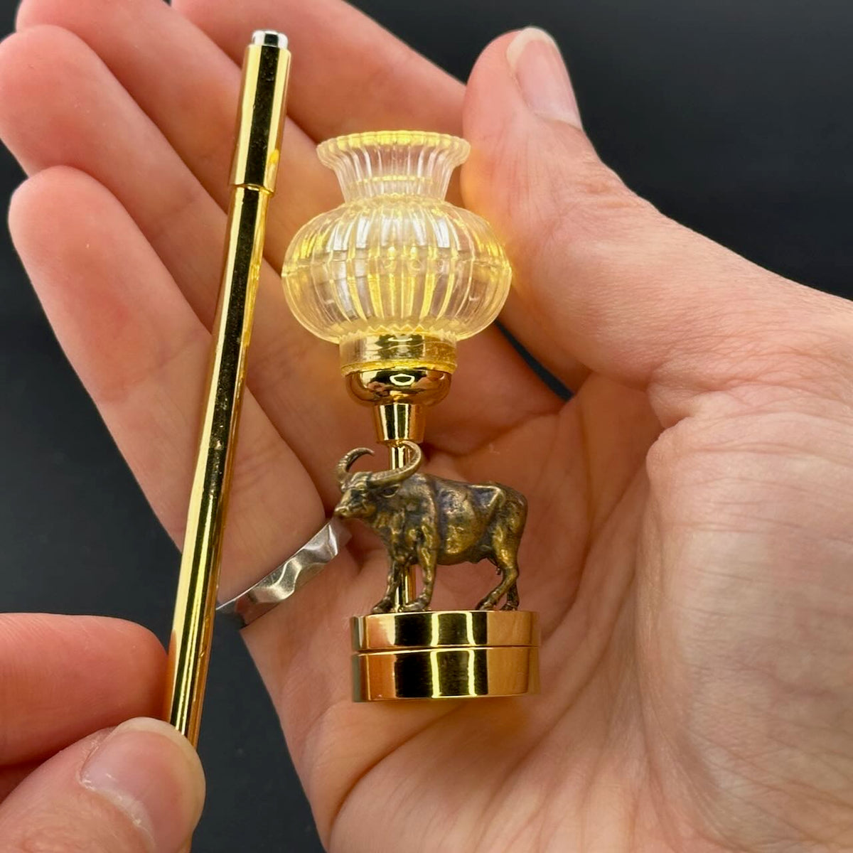 Lampe de table miniature sans contact avec baguette 1:12, lumière LED pour maison de poupée, sans contact, sans interrupteur, demande en mariage pour la Saint-Valentin