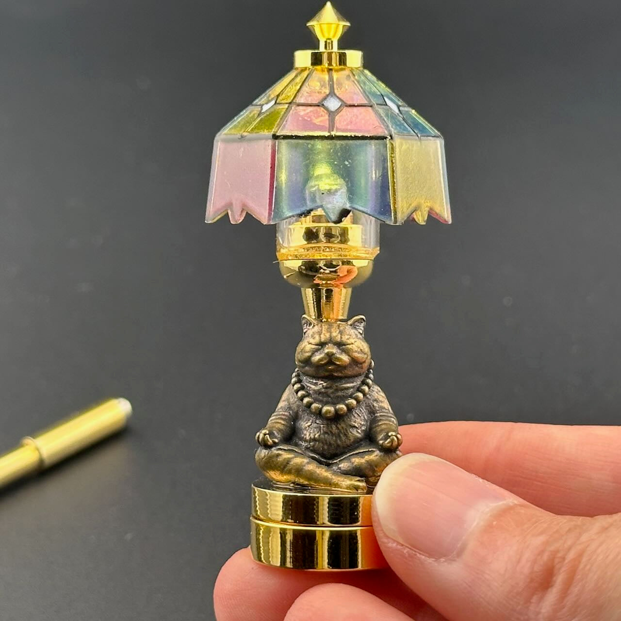 Cat Meditation Miniature Touchless operation with Wand  1:12 table lamp LED for Dollhouse table light solid brass