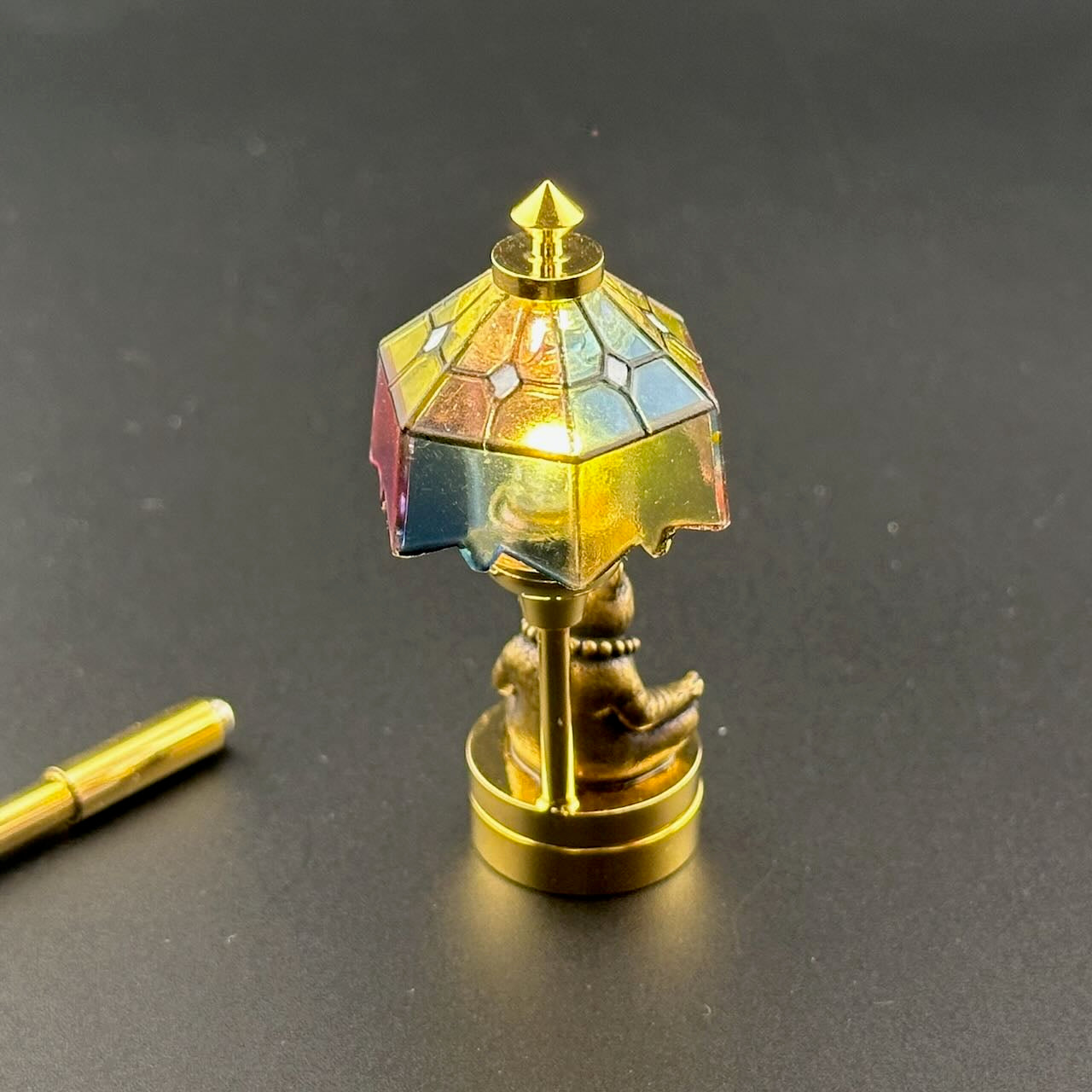 Cat Meditation Miniature Touchless operation with Wand  1:12 table lamp LED for Dollhouse table light solid brass