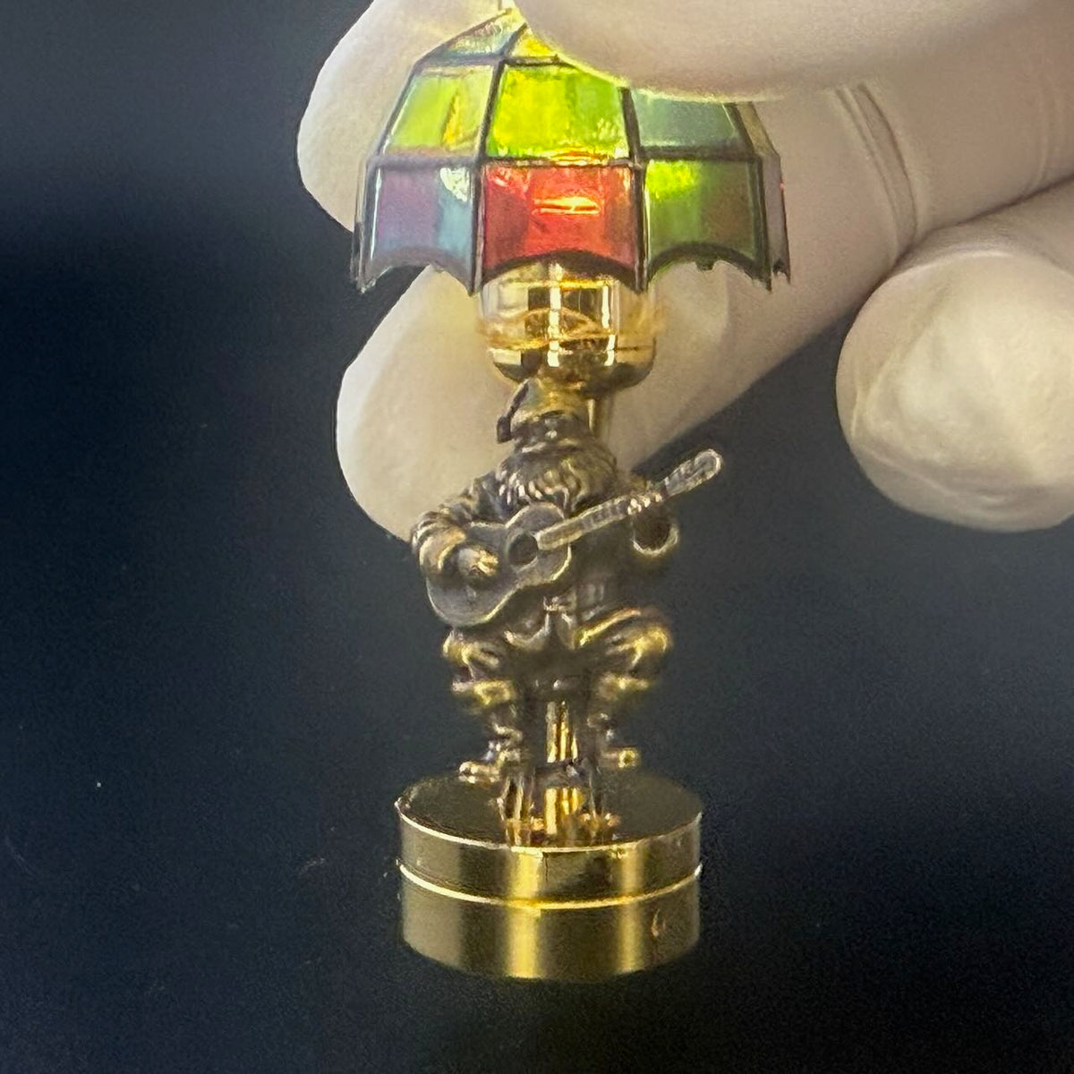 Miniatur-Berührungslose Bedienung mit Zauberstab 1:12 Tischlampe LED-Licht für Puppenhaus No-Touch No-Switch Stick Valentinstag Heiratsantrag