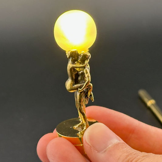 Sex Miniature Touchless operation with Wand  1:12 table lamp LED for Dollhouse table light solid brass