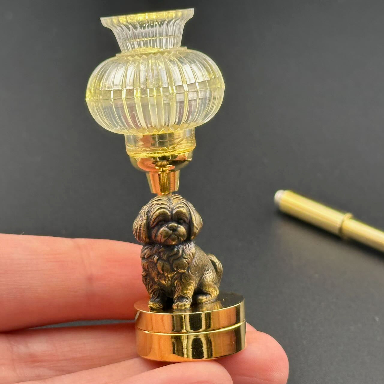 Shih Tzu Dog Miniature Touchless operation with Wand  1:12 table lamp LED for Dollhouse table light solid brass