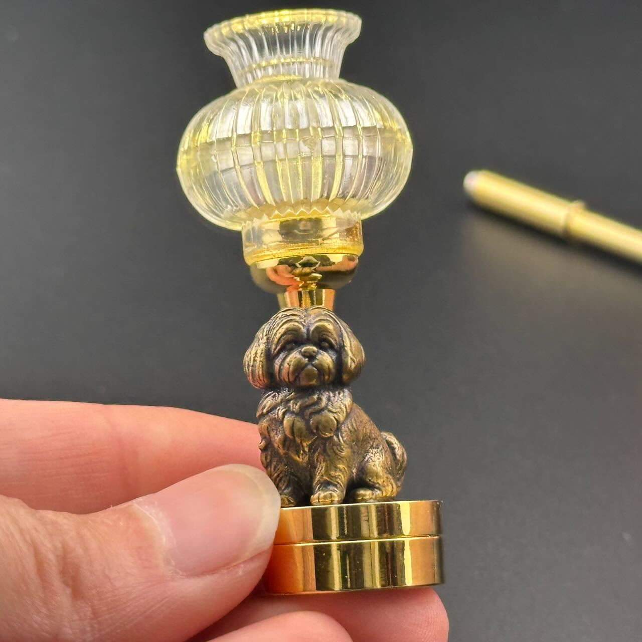 Shih Tzu Dog Miniature Touchless operation with Wand  1:12 table lamp LED for Dollhouse table light solid brass