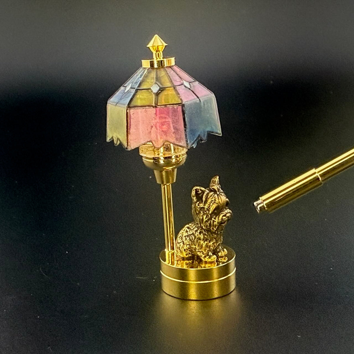 Lampe de table miniature sans contact avec baguette 1:12, lumière LED pour maison de poupée, sans contact, sans interrupteur, demande en mariage pour la Saint-Valentin