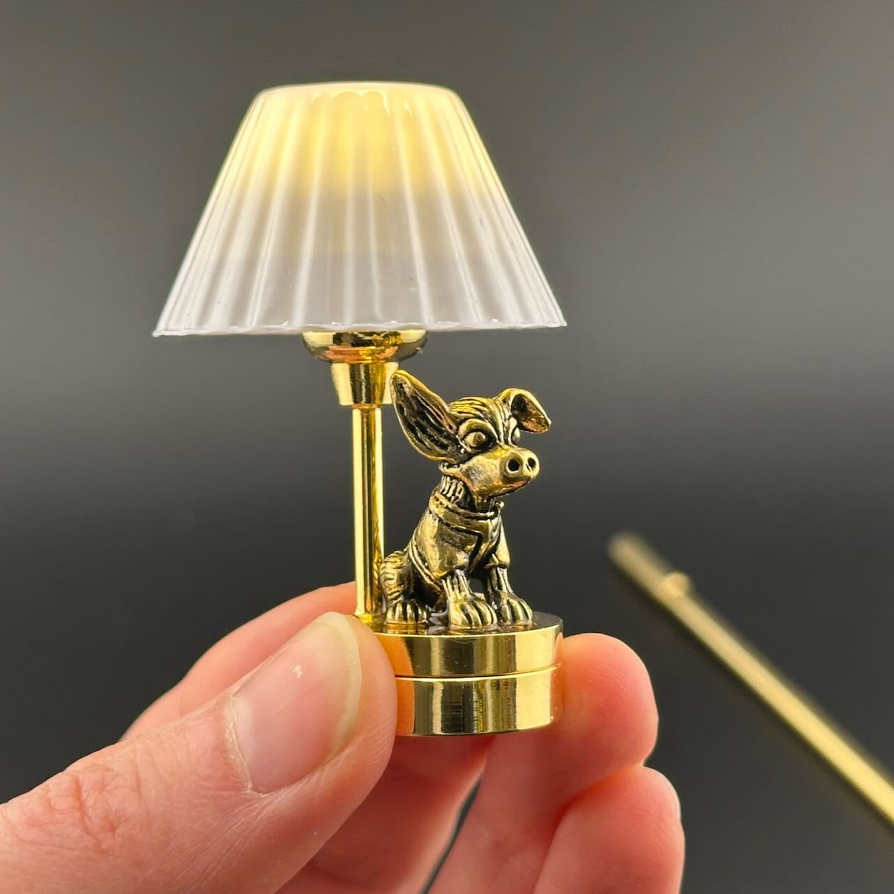 Duck Dog table lamp Miniature Touchless operation with Wand  1:12  LED light for Dollhouse No-touch No-Switch Stick