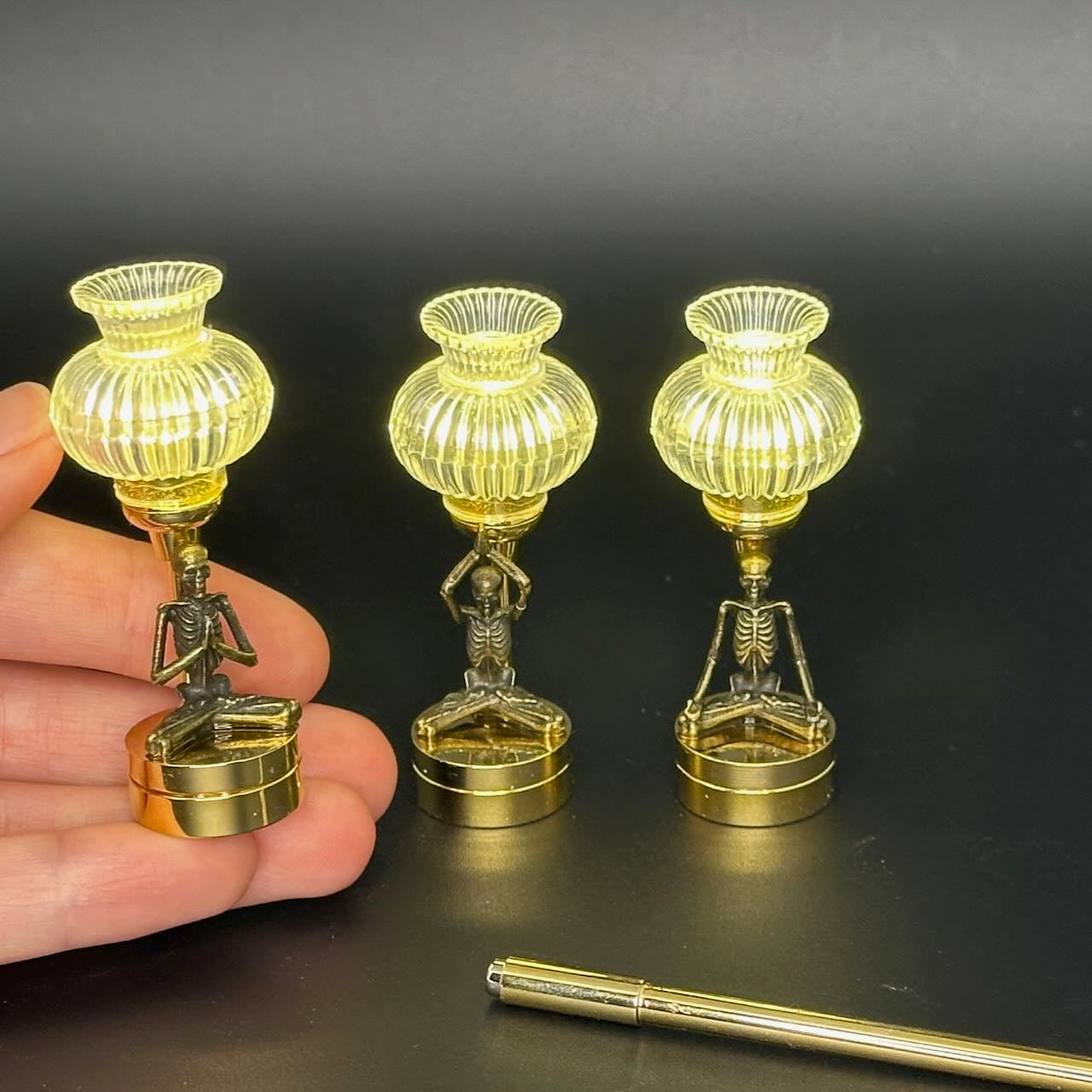 Yoga skeleton.Miniature Touchless operation with Wand  1:12 table lamp LED for Dollhouse table light