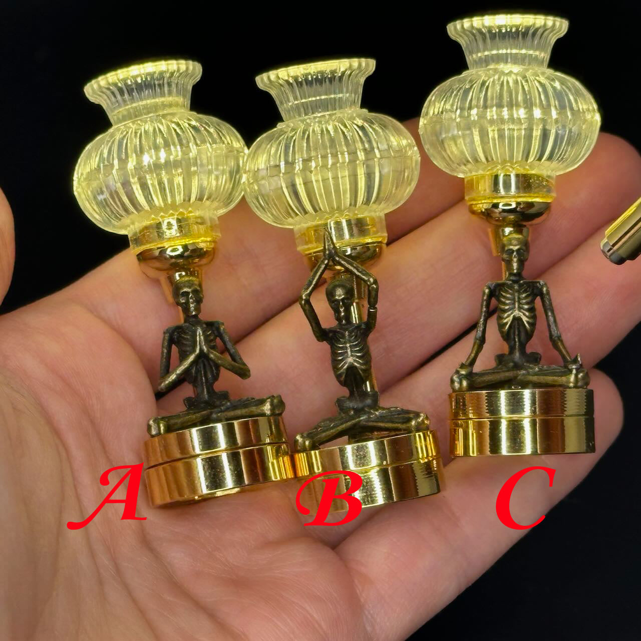 Yoga skeleton.Miniature Touchless operation with Wand  1:12 table lamp LED for Dollhouse table light