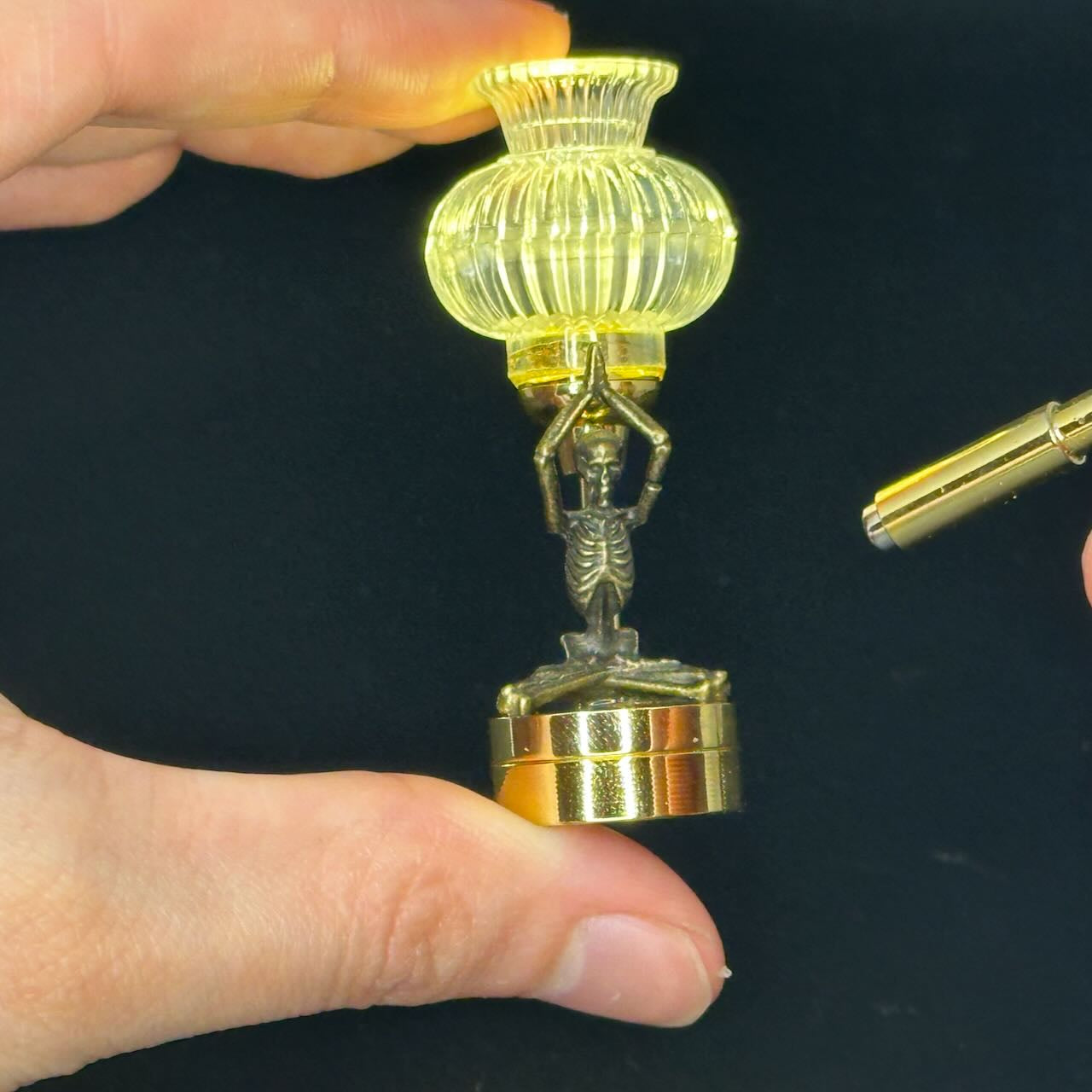 Yoga skeleton.Miniature Touchless operation with Wand  1:12 table lamp LED for Dollhouse table light