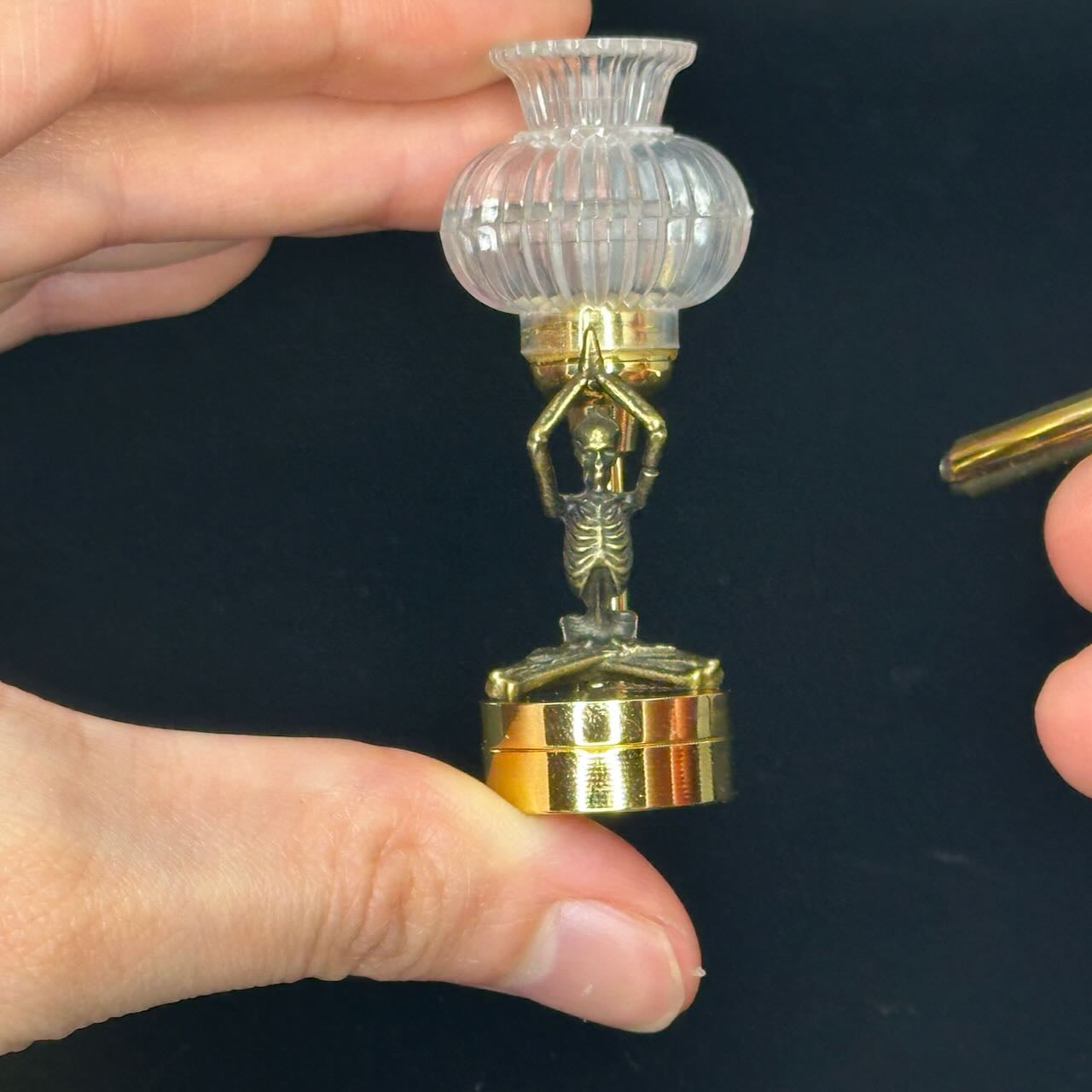 Yoga skeleton.Miniature Touchless operation with Wand  1:12 table lamp LED for Dollhouse table light