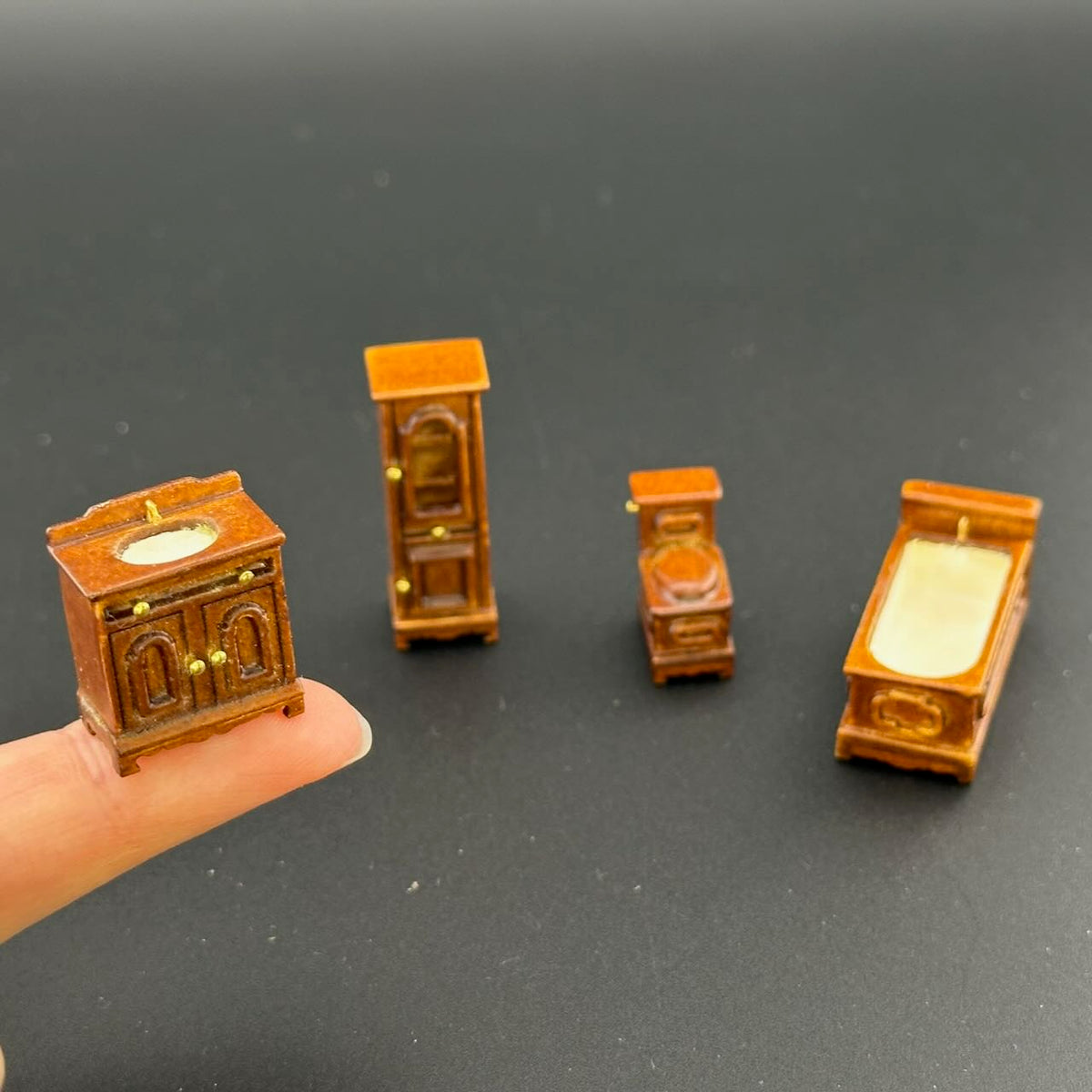 1:48 1/4" quarter scale Victorian bath room set 4pcs Top quality Walnut dollhouse miniature