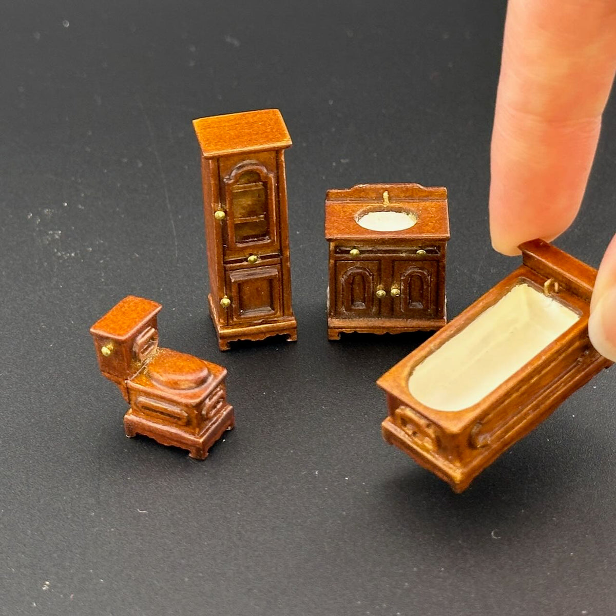 1:48 1/4" quarter scale Victorian bath room set 4pcs Top quality Walnut dollhouse miniature