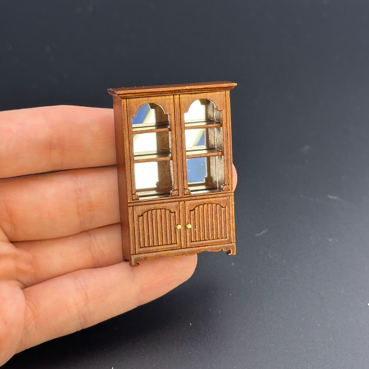 1:48 1/4" Viertelmaßstab Ladentheken und Regaleinheiten 6 Stück Walnuss - Top Qualität Q3810SET NWN