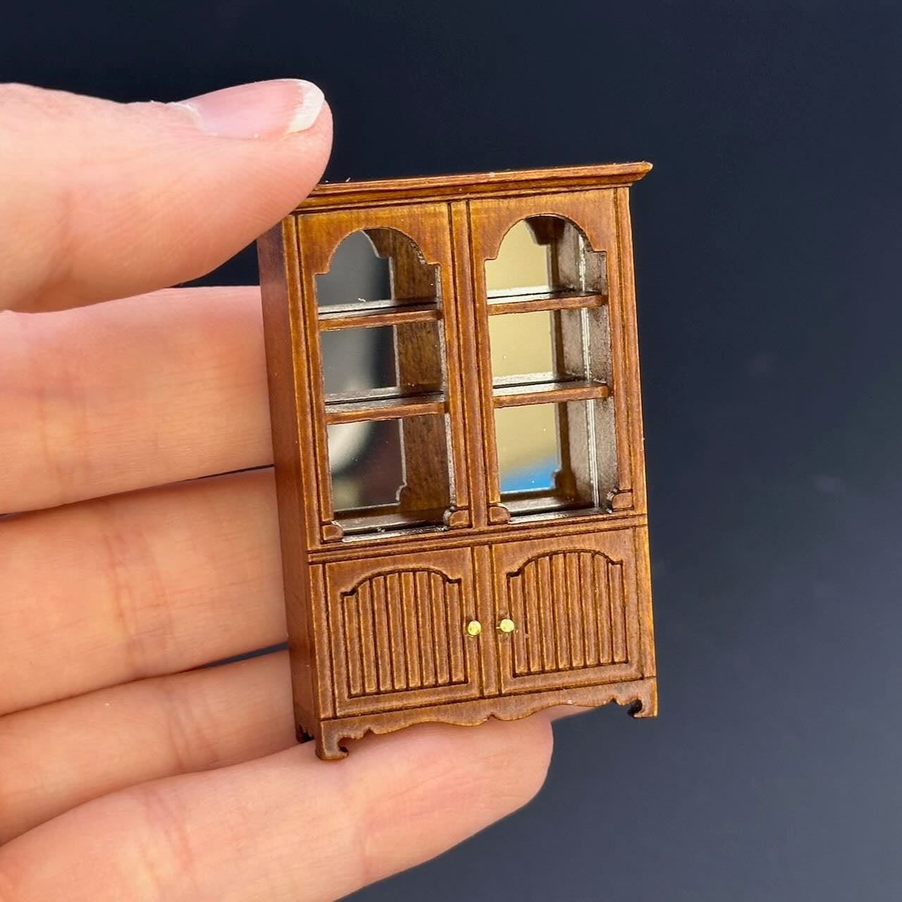 1:48 1/4" Viertelmaßstab Ladentheken und Regaleinheiten 6 Stück Walnuss - Top Qualität Q3810SET NWN
