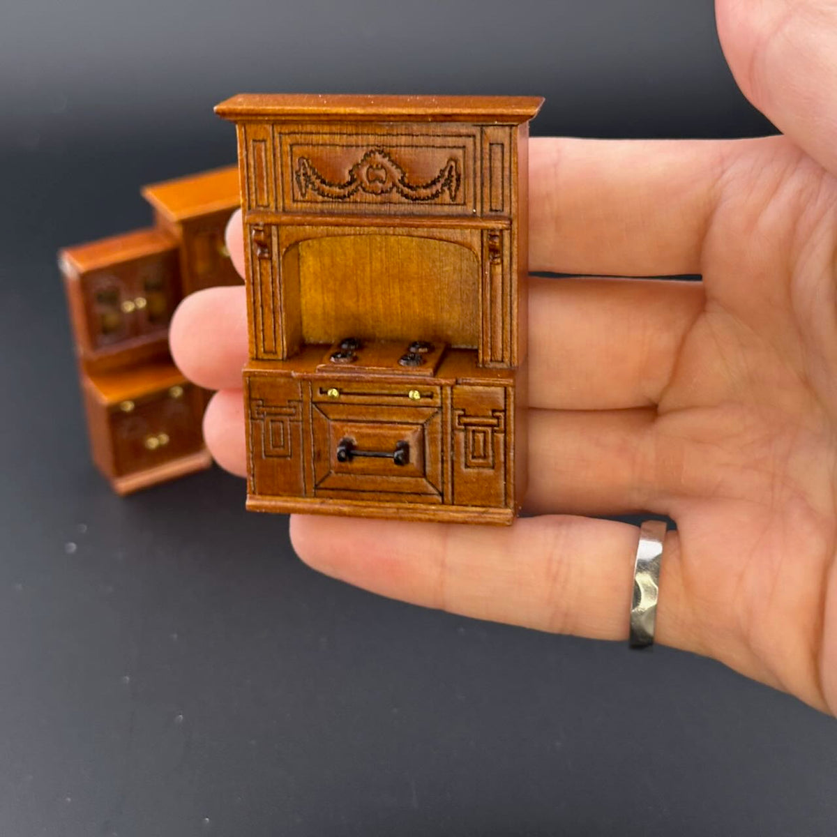 1:48 1/4" quarter scale Victorian kitchen room set 8pcs Top quality Walnut dollhouse miniature (Copy)