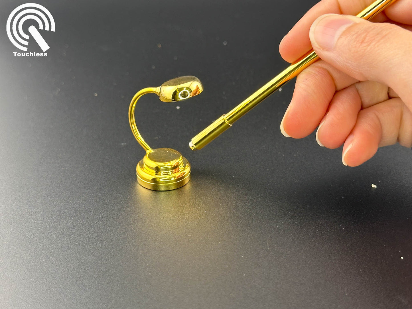 Miniature Touchless operation with Wand 1:12 desk Brass gold table light Dollhouse No-touch No-Switch Stick Tabletop