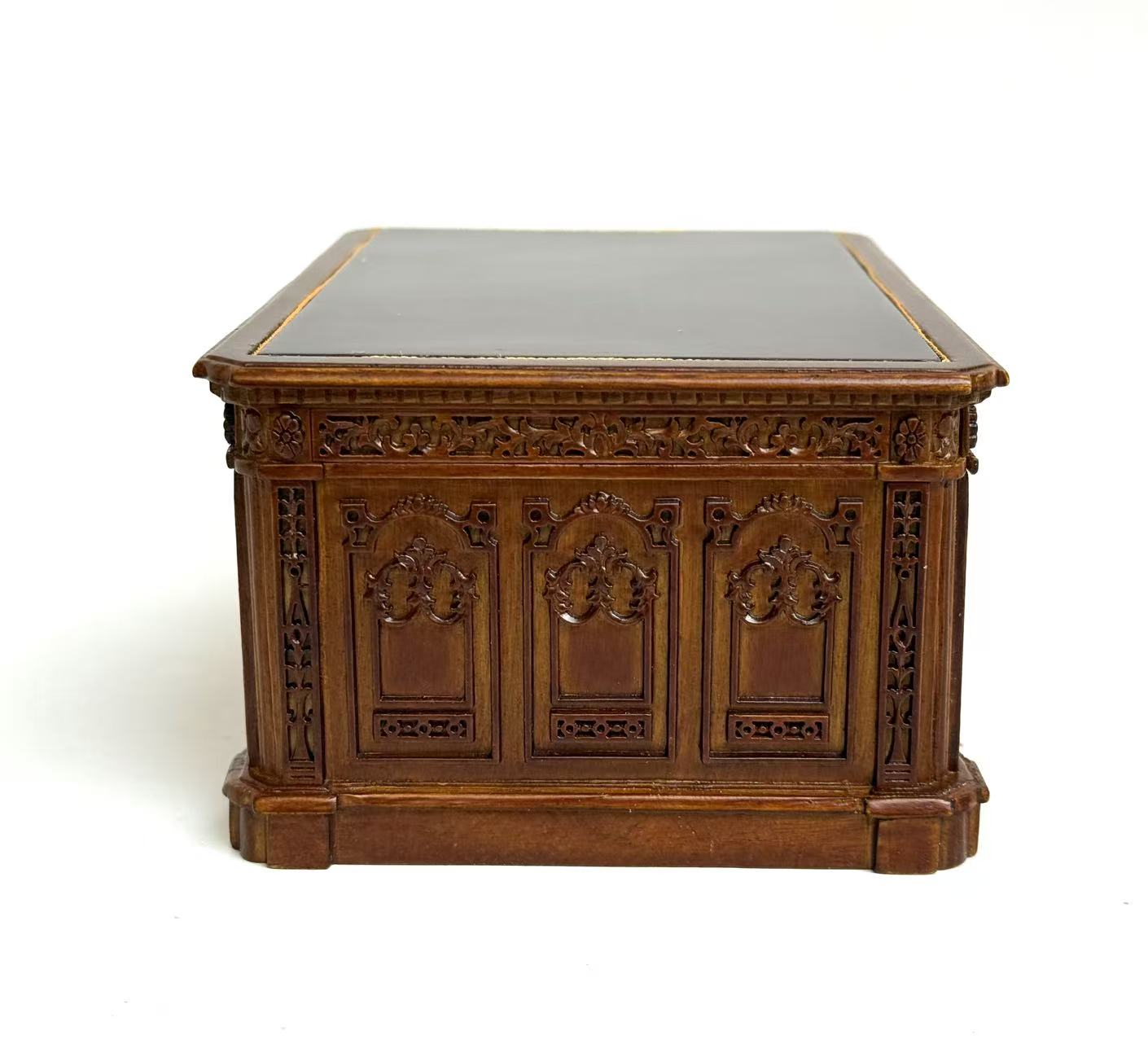 Coming soon - Miniature Resolute Desk & Chair Set – Historic Presidential Replica, 1:12 Scale, Perfect for Dollhouses & Collectors