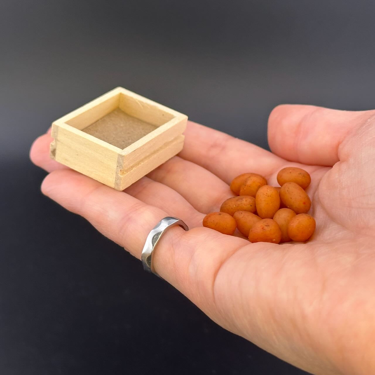 Pot en métal avec couvercle pour maison de poupée miniature échelle 1:12 A