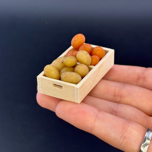 Handmade Dollhouse Miniature Wooden Crate with Divider and Two Types of Potatoes – Loose Miniatures – 1:12 Scale
