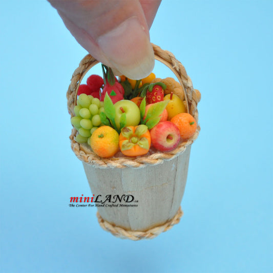 Beautiful fruit basket with short handle dollhouse miniature 1:12 scale