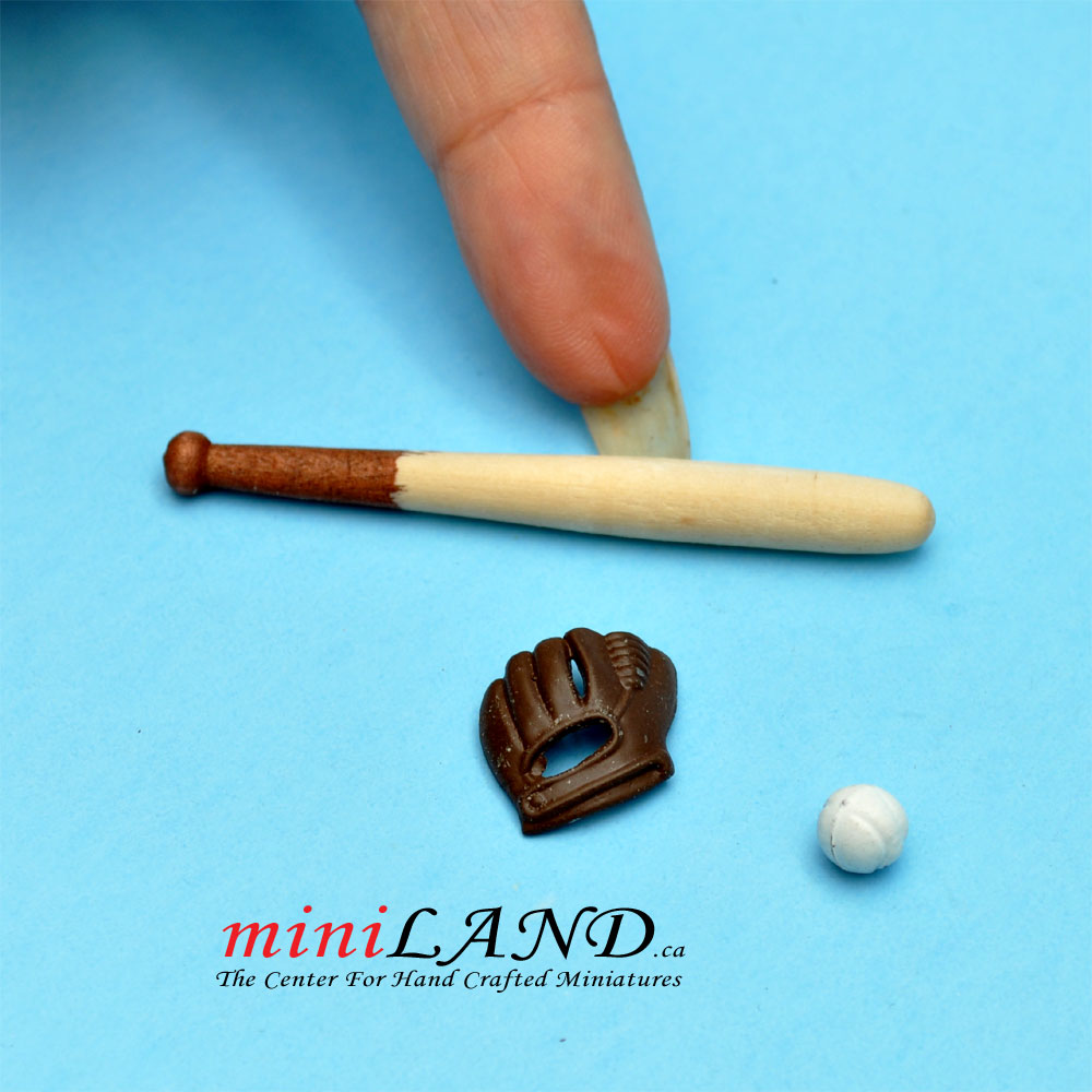 Baseball set Dollhouse Miniature 1:12 Toy Garden Toy
