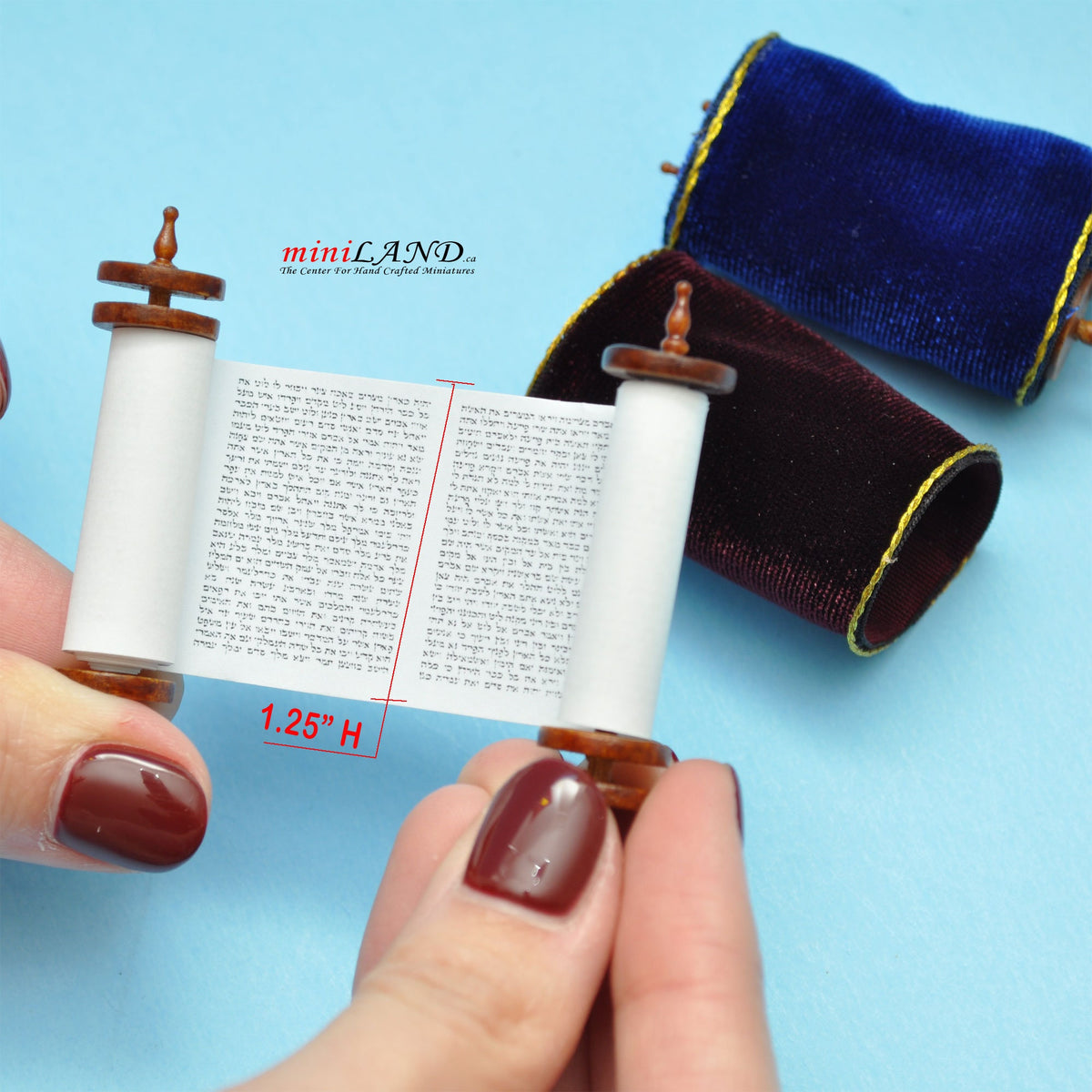 Miniatur-jüdische Thorarolle mit Einband, Megillah-Gebet, biblisches Buch, Puppenhaus im Maßstab 1:12
