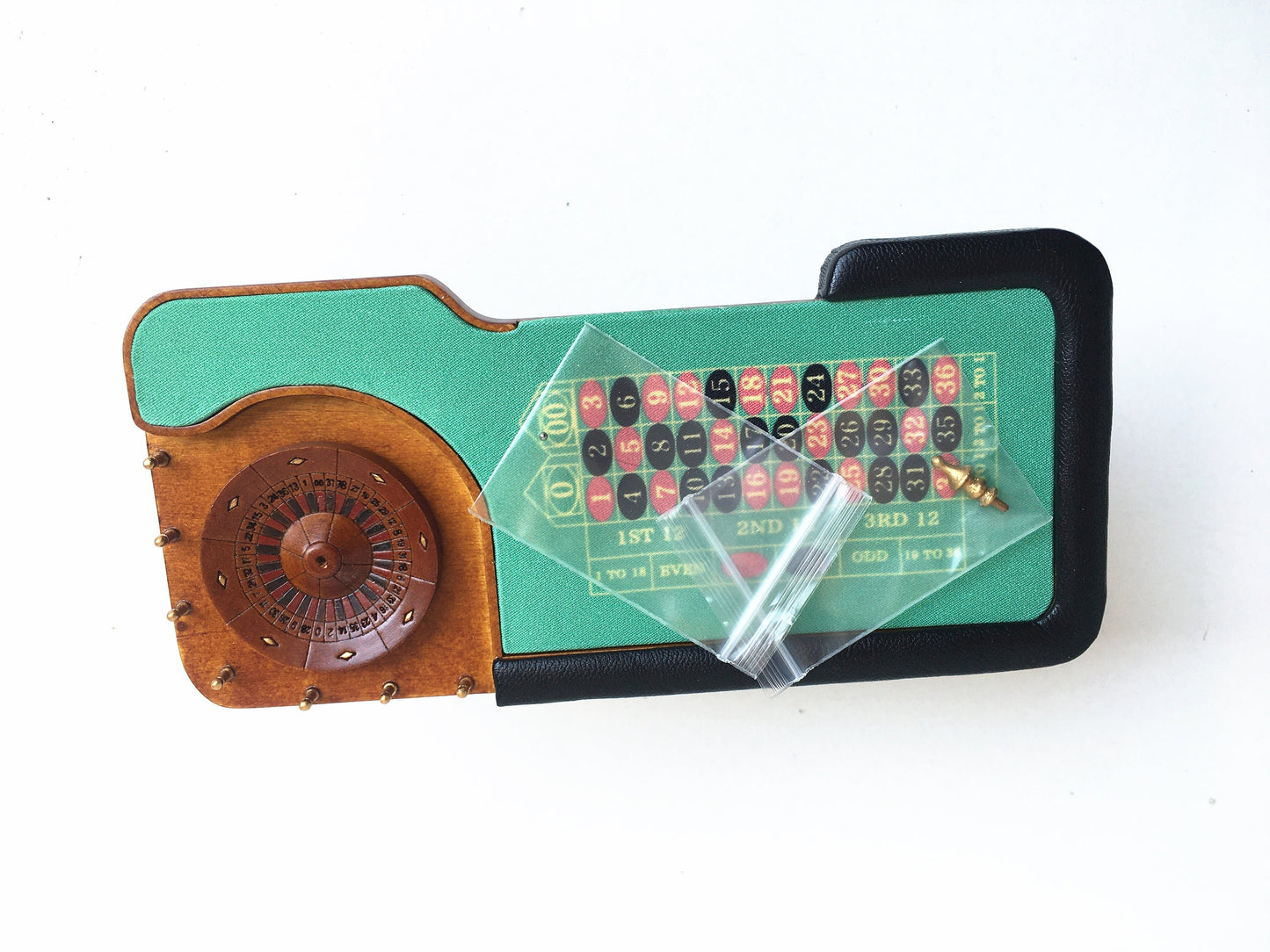 Miniature  Roulette Casino Wheel play game for Dollhouse 1:12 scale bet gamble with 3 high stool chairs