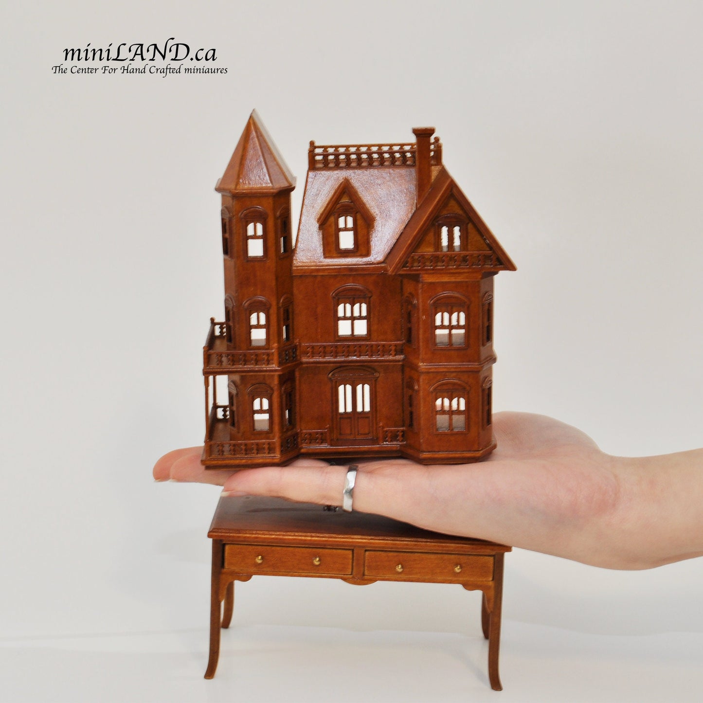 Mini Queen Anne style  Dollhouse for 1/12 dollhouse with table WALNUT 1:144 miniature house for 1/12 rooms back opening V4063 WN