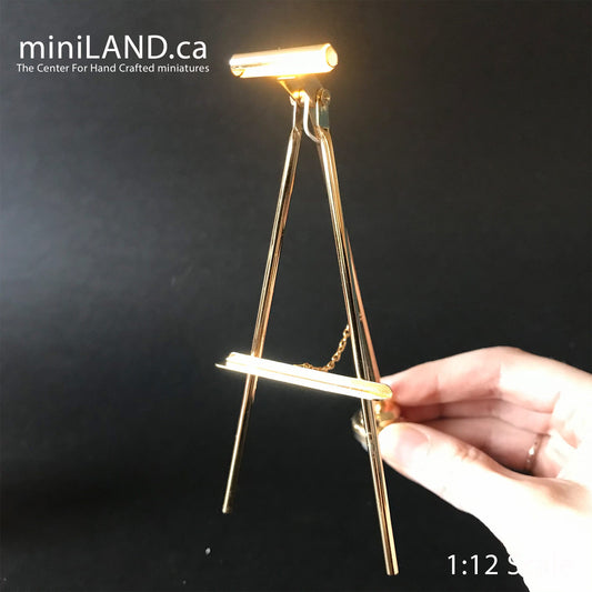 Chevalet lampe LED pour maison de poupée, lampe miniature à piles, interrupteur marche/arrêt, support de tableau, peinture super brillante, fonctionne avec piles