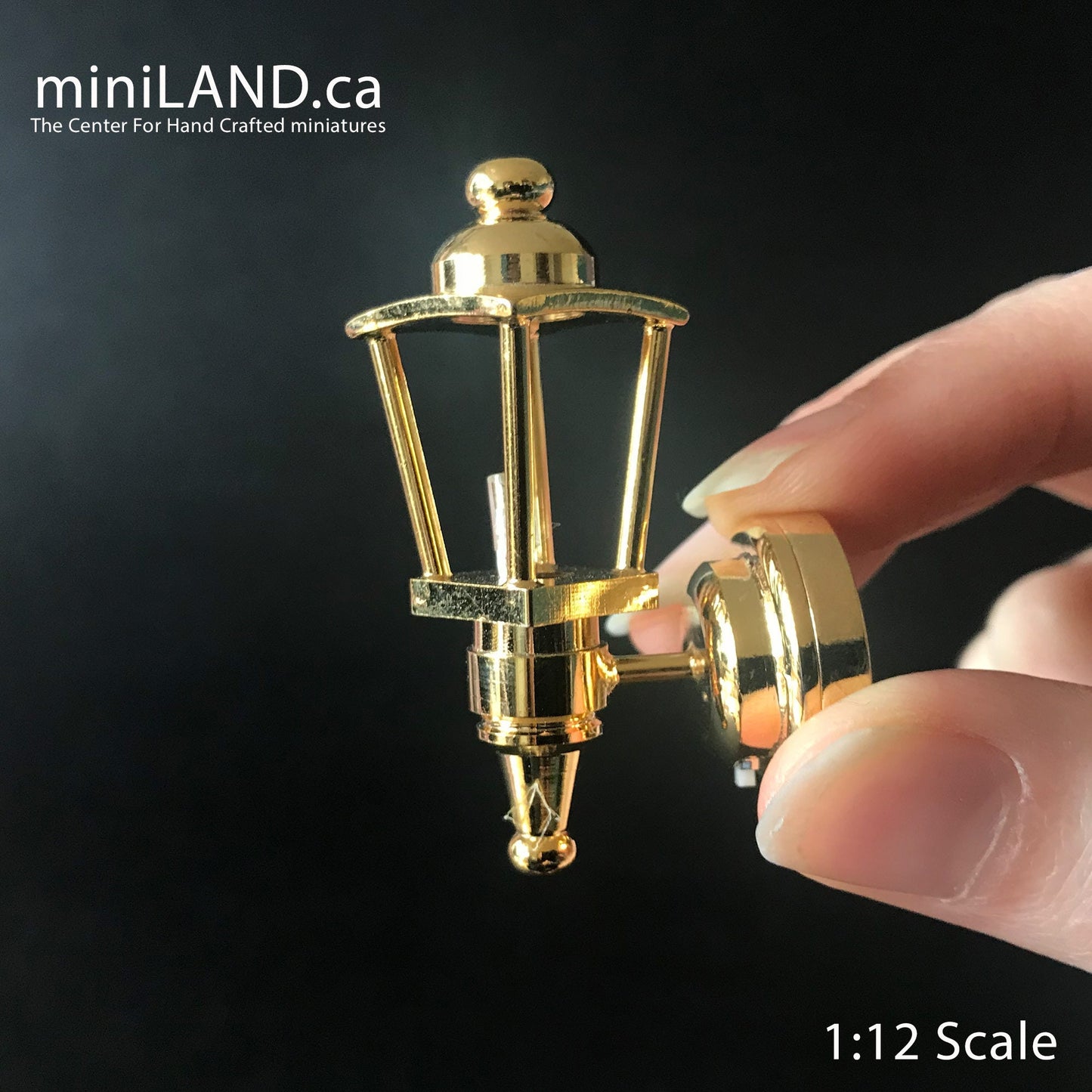 Brass Modern Carriage Lamp Sconce Super bright light with On/off switch for 1:12 dollhouse miniature FA052022