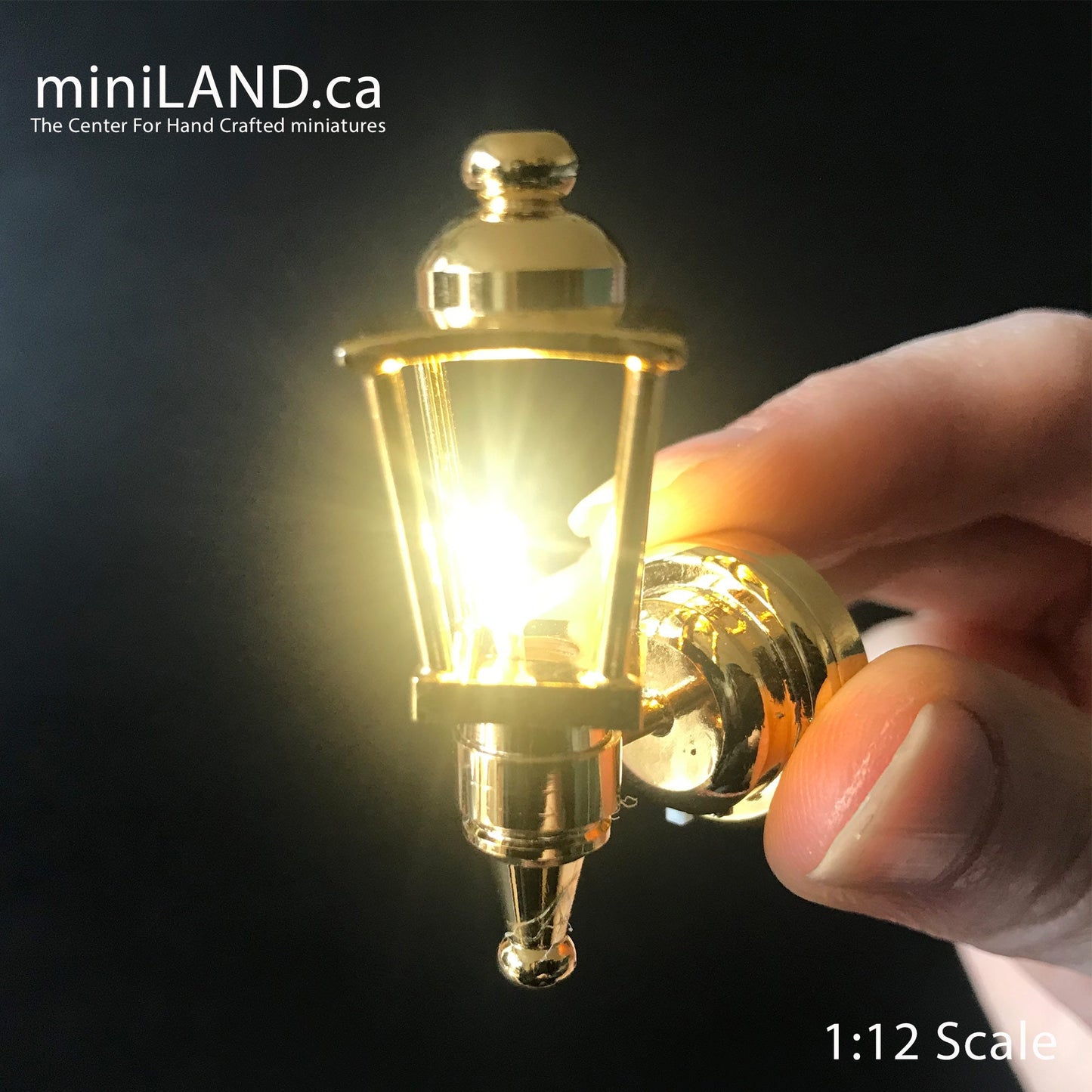 Brass Modern Carriage Lamp Sconce Super bright light with On/off switch for 1:12 dollhouse miniature FA052022