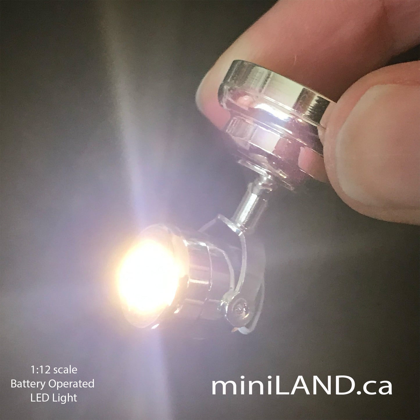 Lampe de scène spot avec interrupteur marche/arrêt pour miniatures de maison de poupée à l'échelle 1:12 LED