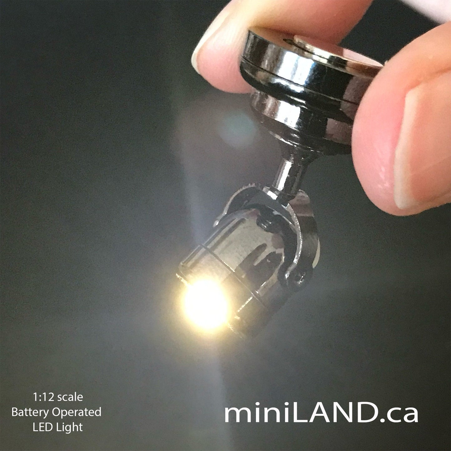 Lampe de scène spot avec interrupteur marche/arrêt pour miniatures de maison de poupée à l'échelle 1:12 LED