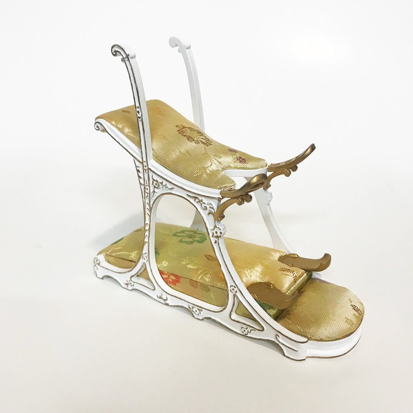 Prince Bertie love seat chair dollhouse miniature 1:12 scale Paris Le Chabanais brothel *** limited addition *** A V4025 siège d'amour
