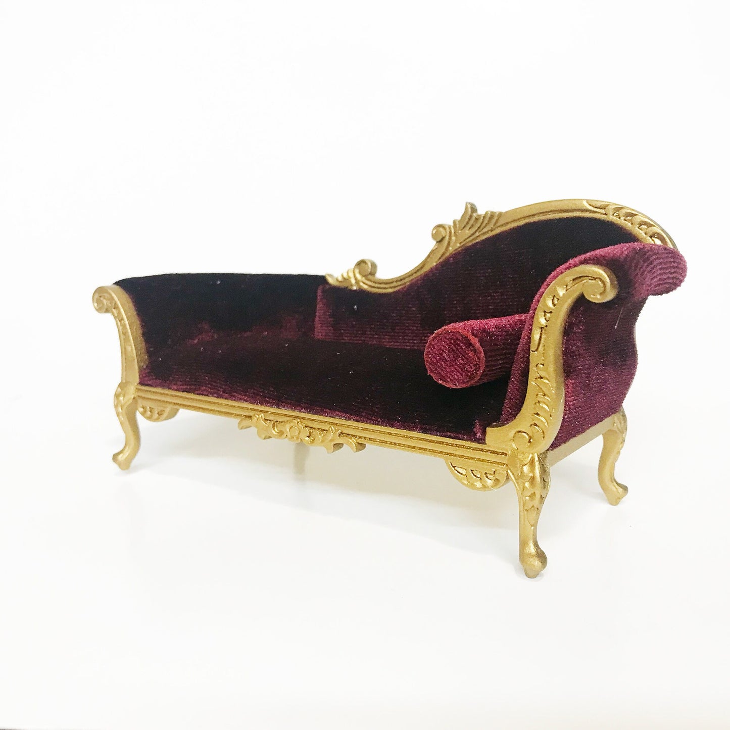 Victorian chaise lounge Sofa for dollhouse miniature 1:12 scale living room  GOLD  Y2777 G