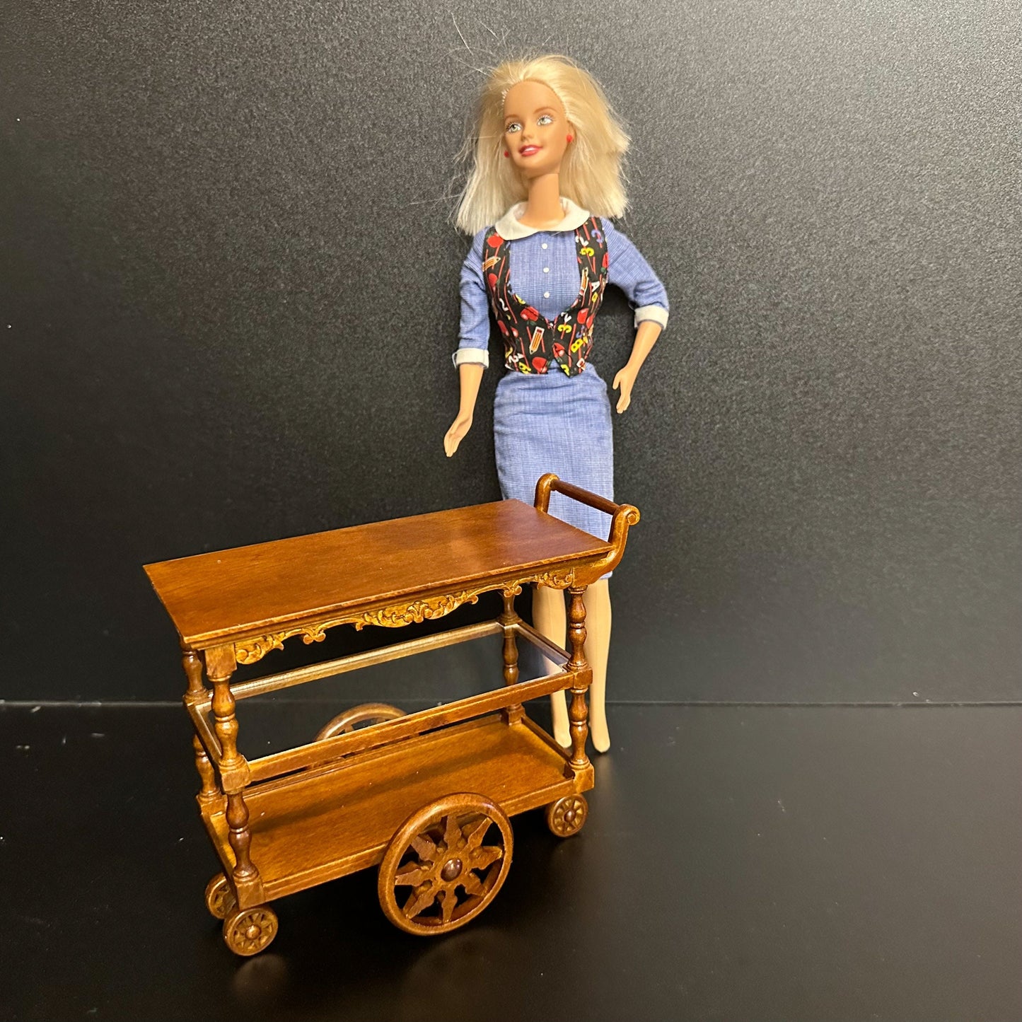 1:6 scale Tea Trolley Cart Quality Liquor service WALNUT for dollhouse miniature For fashion dolls