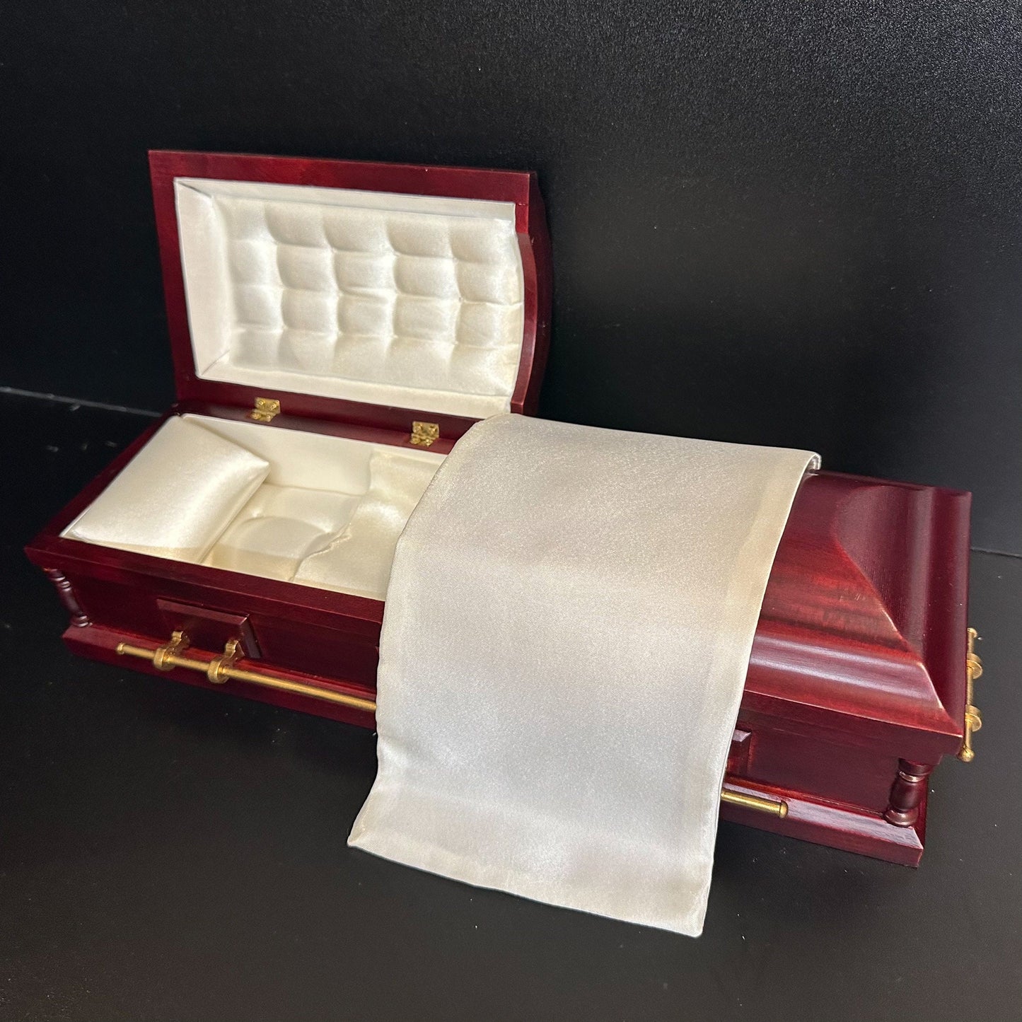 1:6 Scale Wooden miniature coffin casket Mahogany color for 1/6 dollhouse doll Funeral buried For fashion dolls