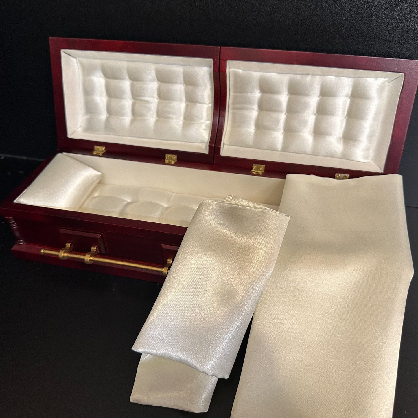 1:6 Scale Wooden miniature coffin casket Mahogany color for 1/6 dollhouse doll Funeral buried For fashion dolls