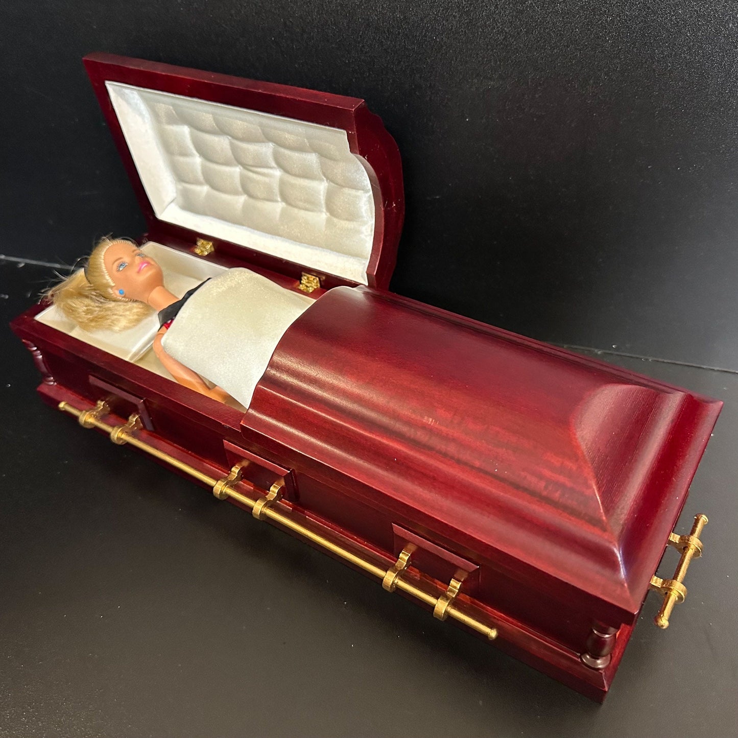 1:6 Scale Wooden miniature coffin casket Mahogany color for 1/6 dollhouse doll Funeral buried For fashion dolls