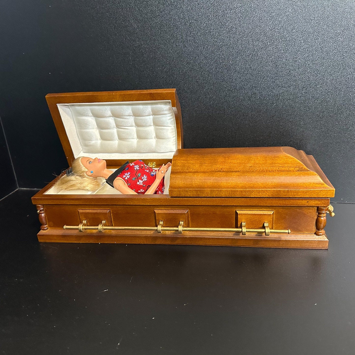 1:6 Scale Wooden miniature coffin casket WALNUT color for 1/6 dollhouse doll Funeral buried For fashion dolls