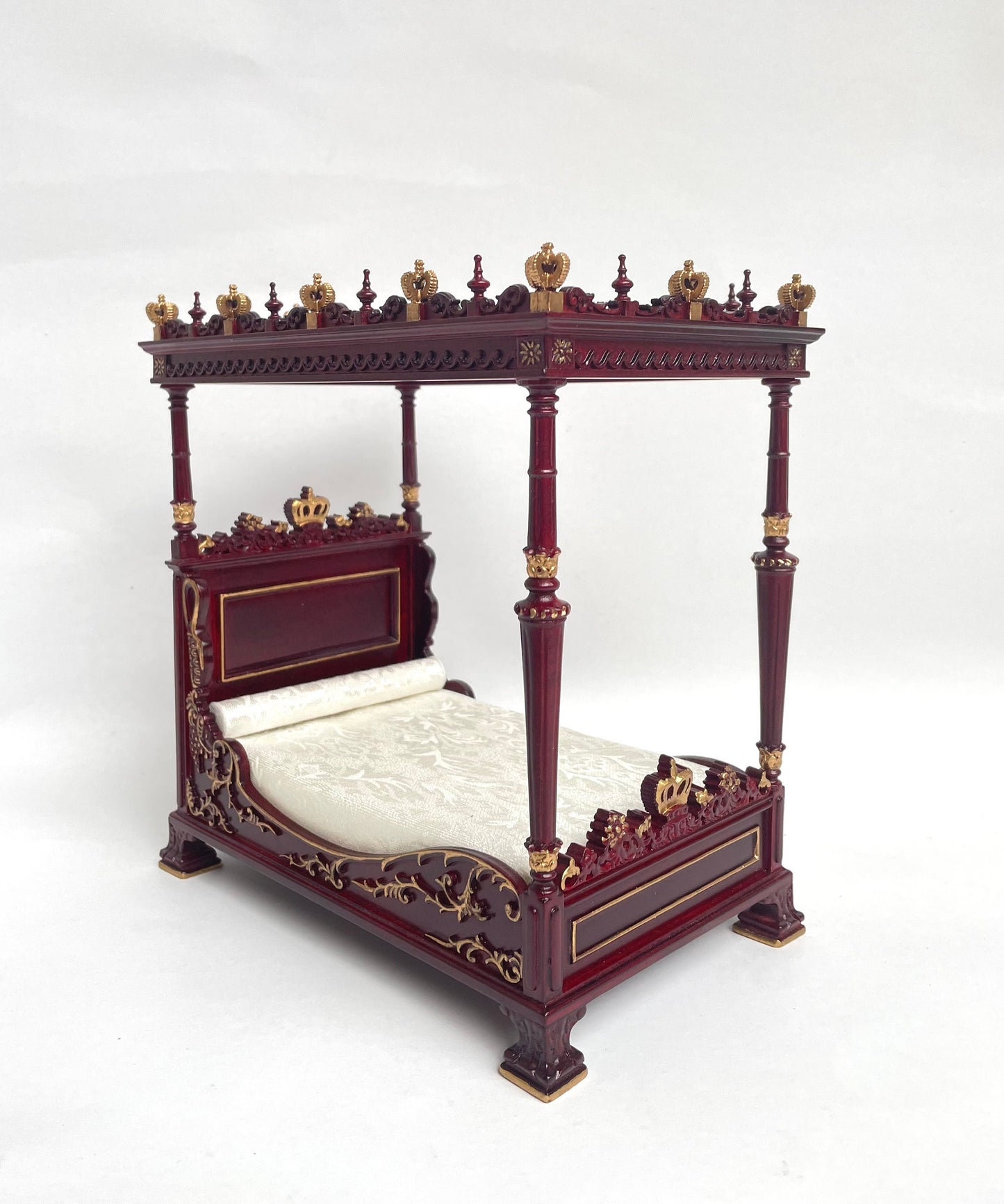 Crispin de Passe Mahogany Renaissance Four-Poster  canopy Bed style 1:12 dollhouse miniature Handcrafted