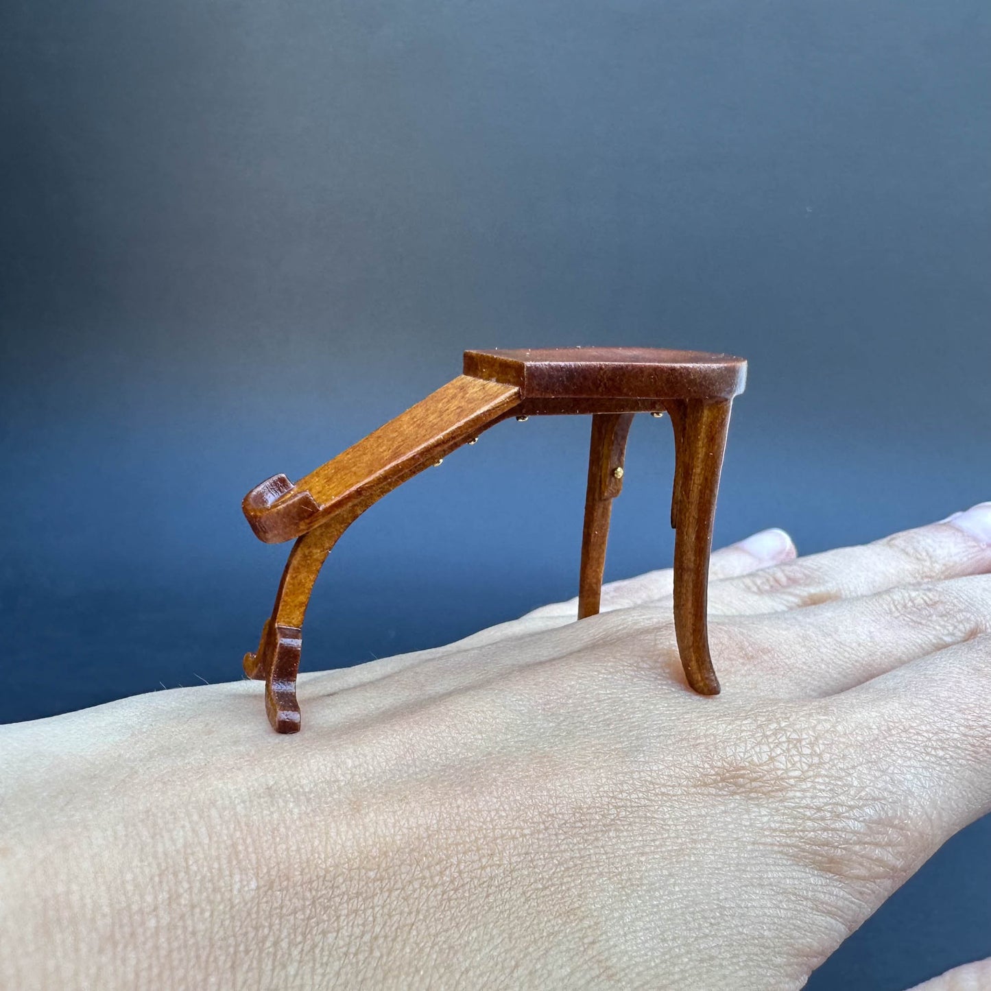 Thonet bentwood Miniature 1:12 scale Circa 1925 Walnut Salesman Sizing Fitting Stool Bench Foot Rest chair for dollhouse shoe shoes feet try
