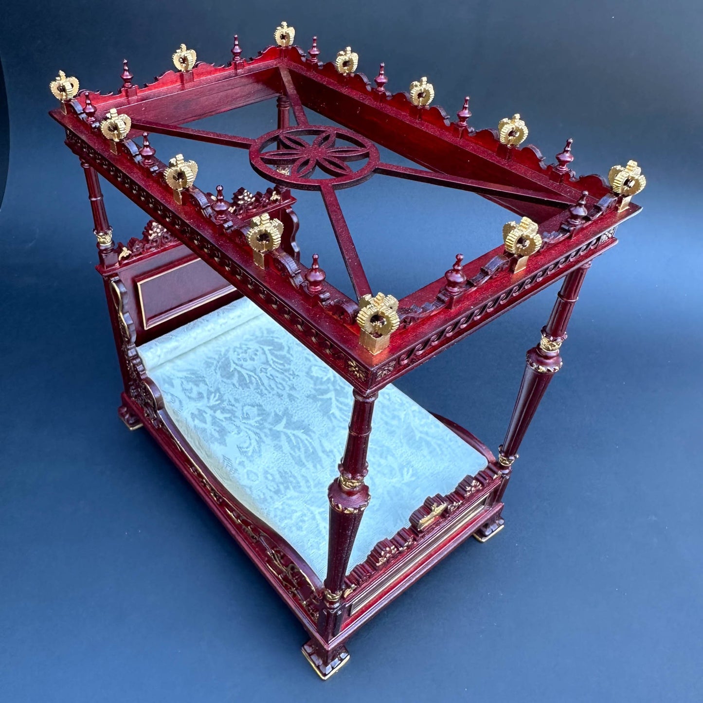 Crispin de Passe Mahogany Renaissance Four-Poster  canopy Bed style 1:12 dollhouse miniature Handcrafted