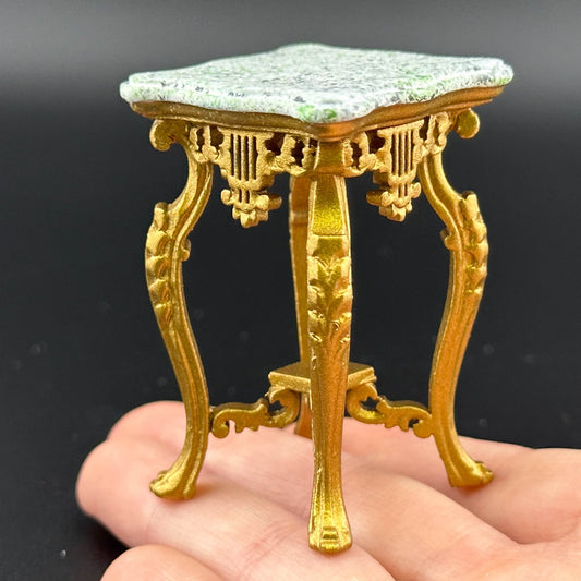 Carved and gilt-wood exquisite tall end table stand Victorian period for dollhouse miniature 1:12 gold details Y3553