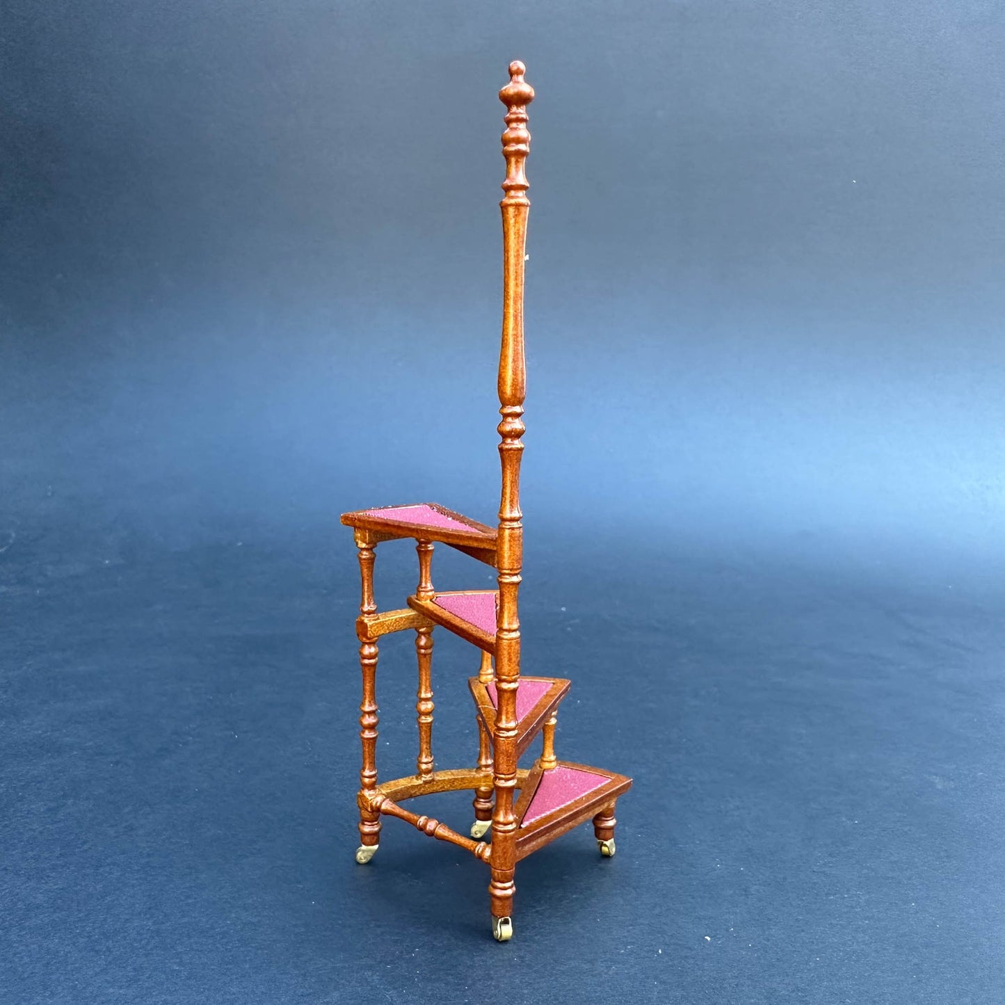 Library ladder step ladder WALNUT Victorian. Solid wood-covered Burgundy leather four-stage  1:12 scale for dollhouse miniature stairs