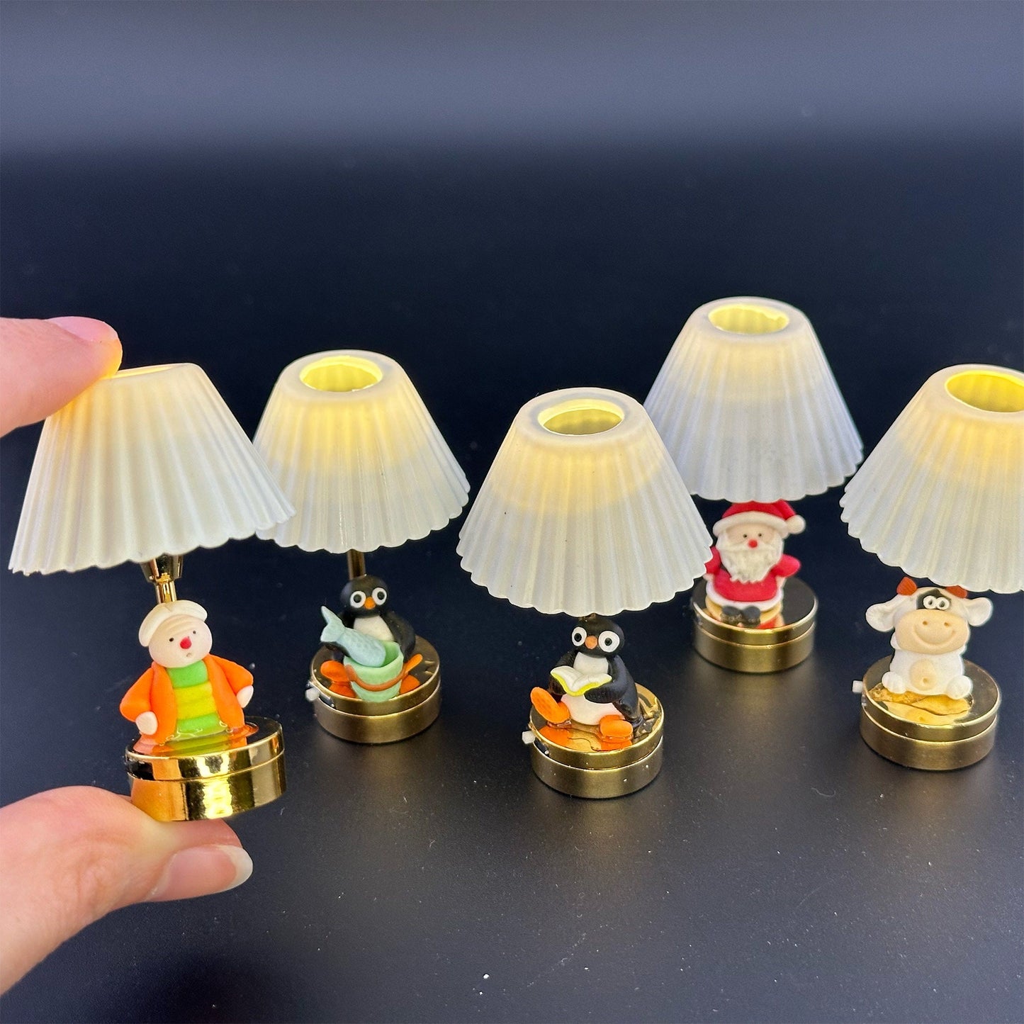 Dollhouse child baby nursery  Lamp LED  bright with On/off switch 1:12 dollhouse miniature 2.1"H battery operated