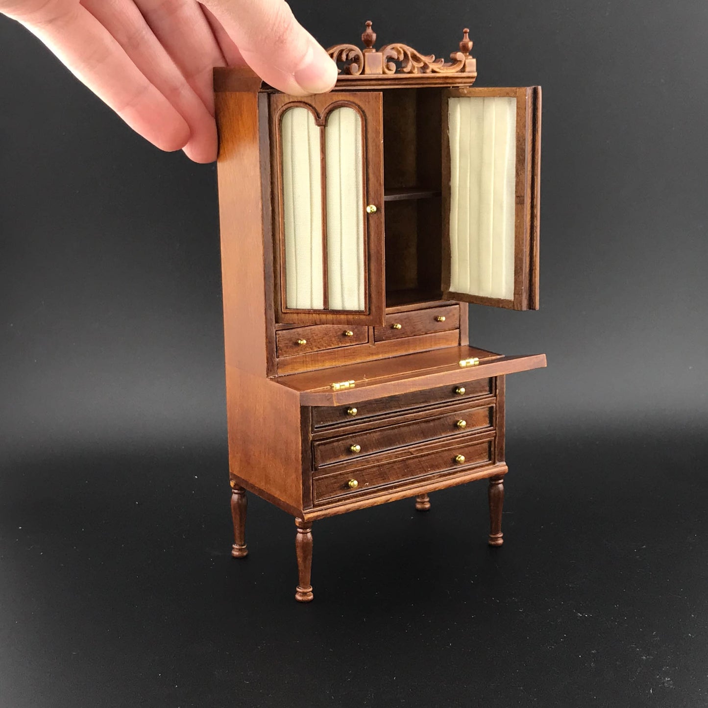 Victorian bookcase folding desk chest of drawers and covert shelves for 1:12 dollhouse miniature shelf table Y2255 WN