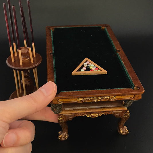 Miniature pool table set for 1:12 dollhouse Wooden Walnut Billiards top quality